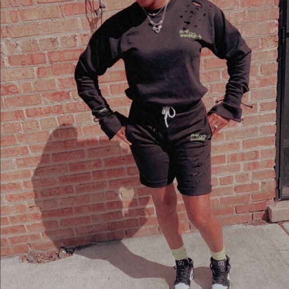 SWEATSHIRT - Picture 3 of 9